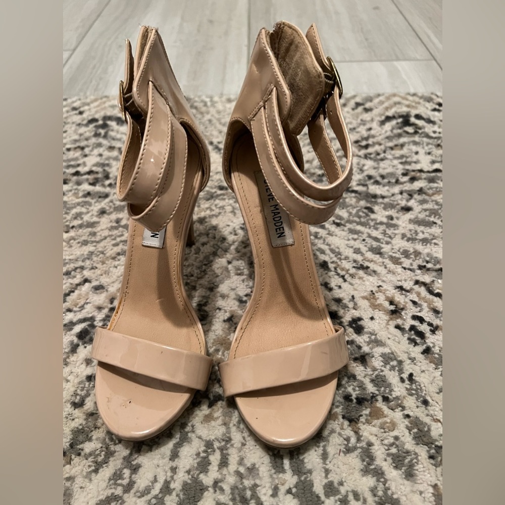 Nude heel sandals